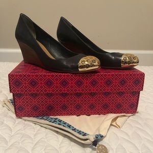 Tory Burch Cami Cap Toe Wedge Size 8